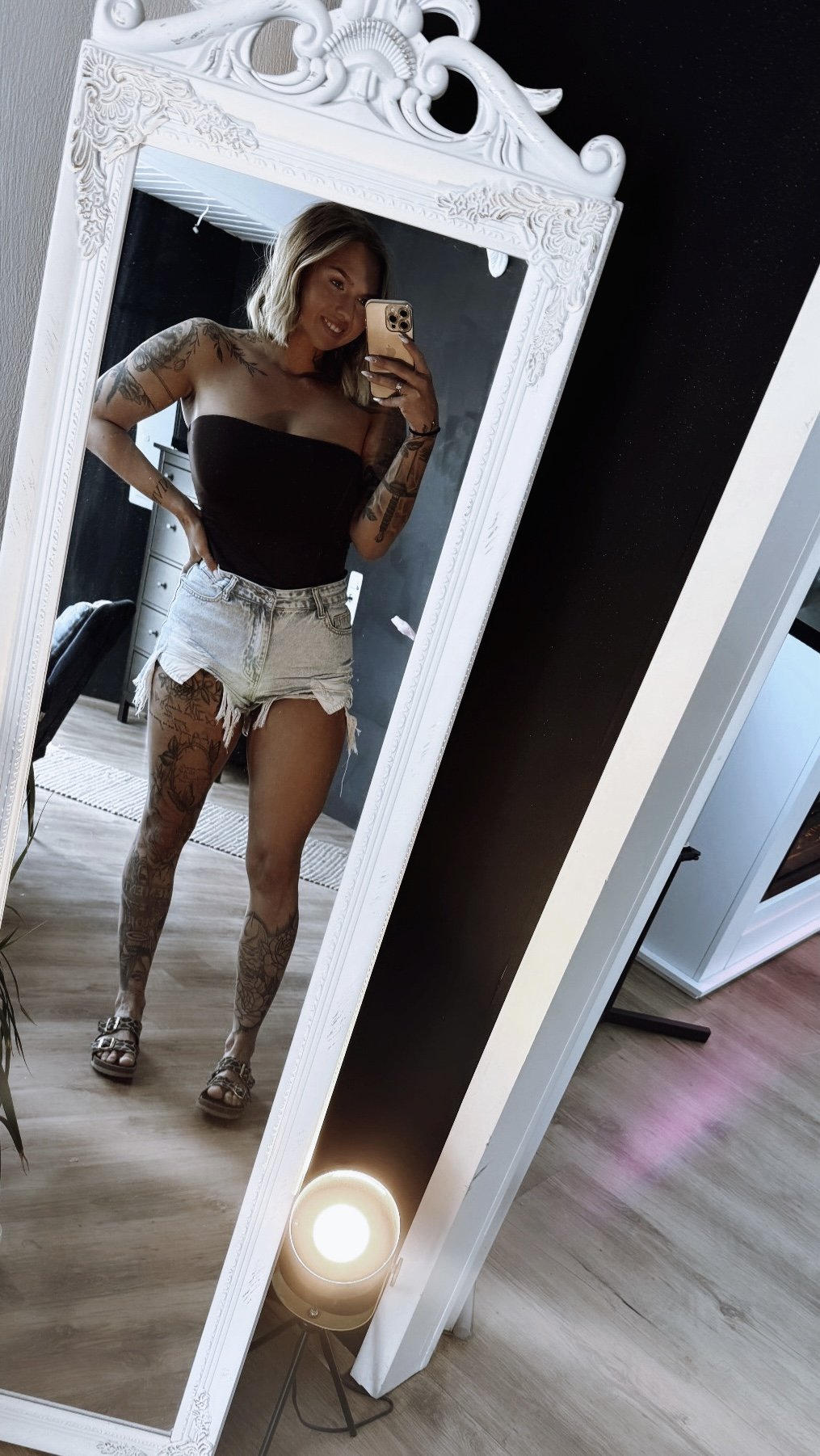 Charlie – Tätowiererin bei Casualline Tattoo